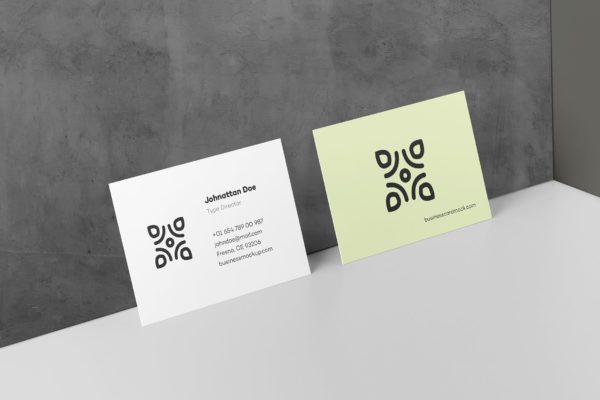 高端企业名片设计效果展示样机 Business Card Mock-up 80×55