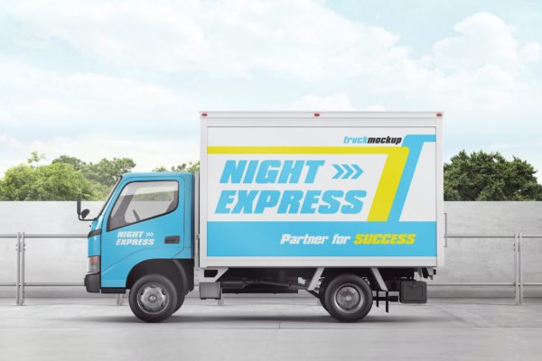 物流货车车厢广告设计样机模板 Delivery Box Truck Mockup