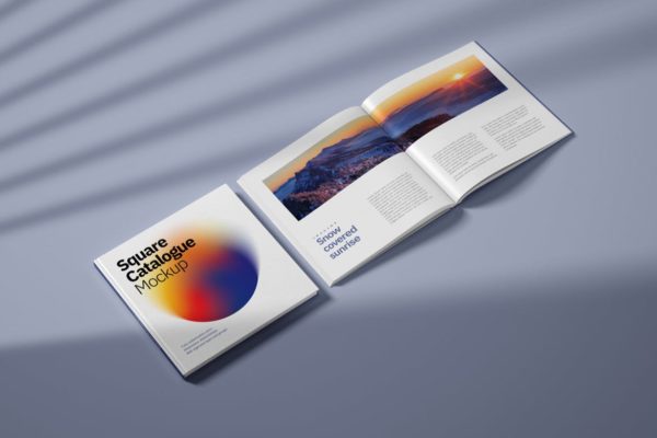 方形产品目录画册设计封面&内页组合样机 Square Catalogue Mockup