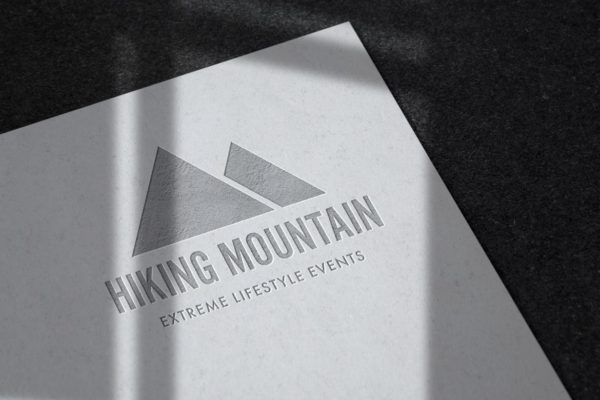 无涂层纸压印工艺Logo展示样机模板 Debossed Logo Mockup on Uncoated Paper