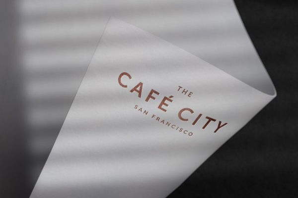 无涂层纸压印工艺Logo设计印刷效果图样机 Debossed Logo Mockup on Uncoated Paper