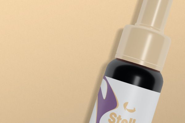 精油滴瓶样机模板 Essential Oil Drop Bottle – Mockup