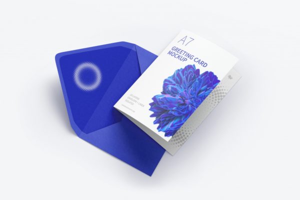闭合效果A7尺寸信封&贺卡样机 A7 Greeting Card Mockup with Envelope, Closed