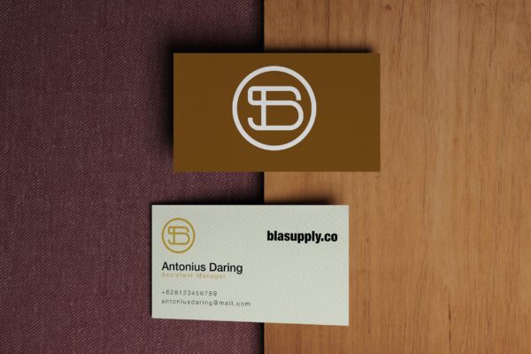 逼真的棕色名片设计样机 YDM Realistic Brown Business Card Mockup