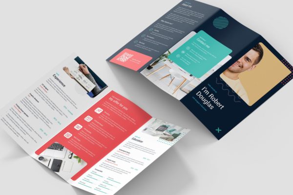 竖版印刷三折页创意简历设计模板 Brochure – Resume Tri-Fold