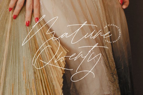 快速手写签名字体设计素材 Mature Qwerty Signature!