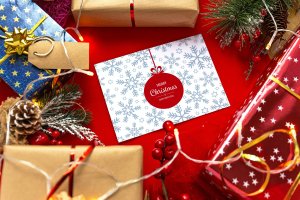 圣诞节背景贺卡卡片设计样机 Card Mockup – Christmas Background