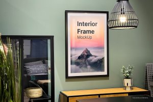绿色室内房间黑色相框样机 Black Photo Frame Mockup in Green Interior Room